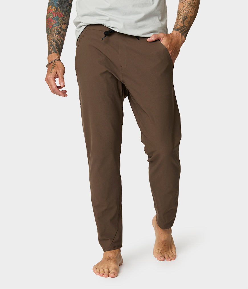 manduka-cntr-pantalone-yoga-uomo-stretch-4-vie image 1