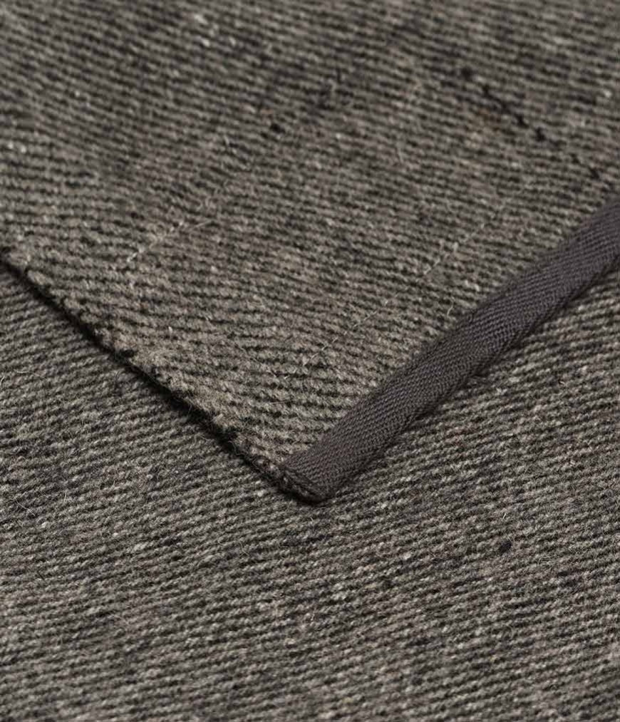 manduka-coperta-yoga-in-lana-riciclata-per-restorative-e-iyengar image 5