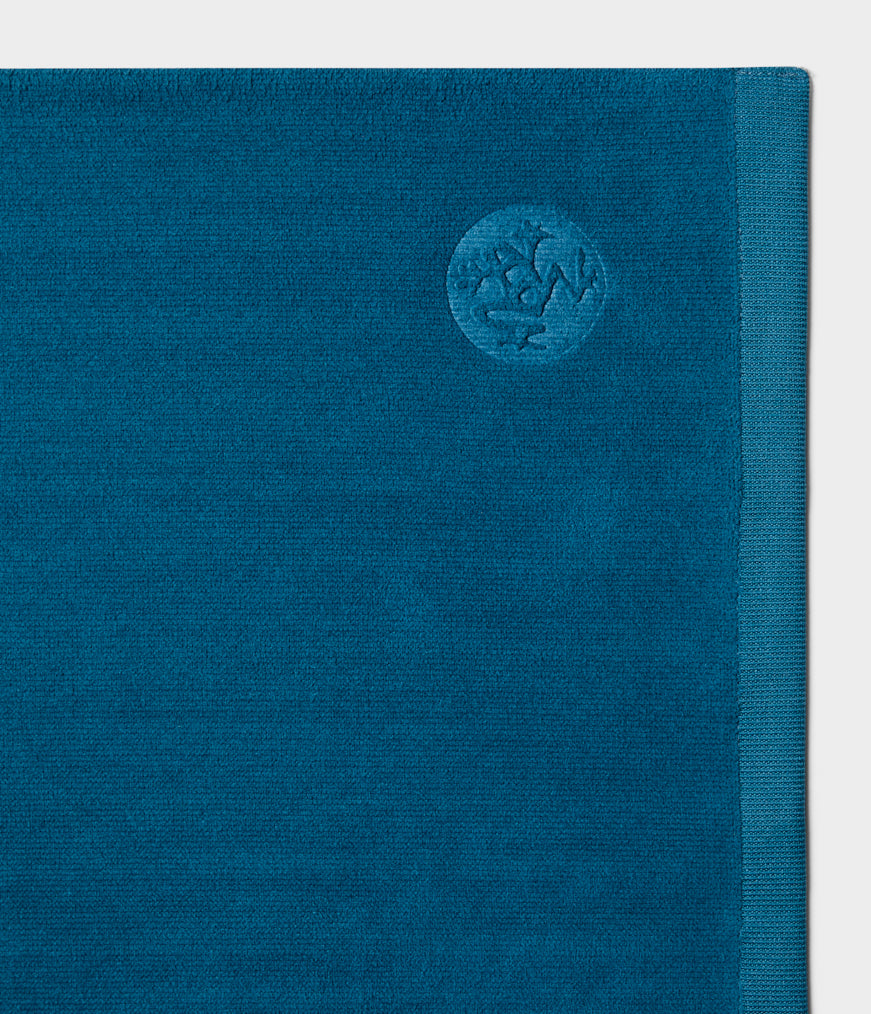 manduka-equa-asciugamano-hot-yoga-in-microfibra image 7