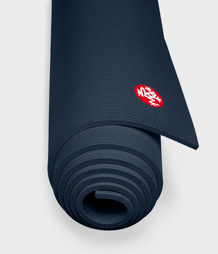 manduka-almost-perfect-tappetino-yoga-pro-6mm image 5