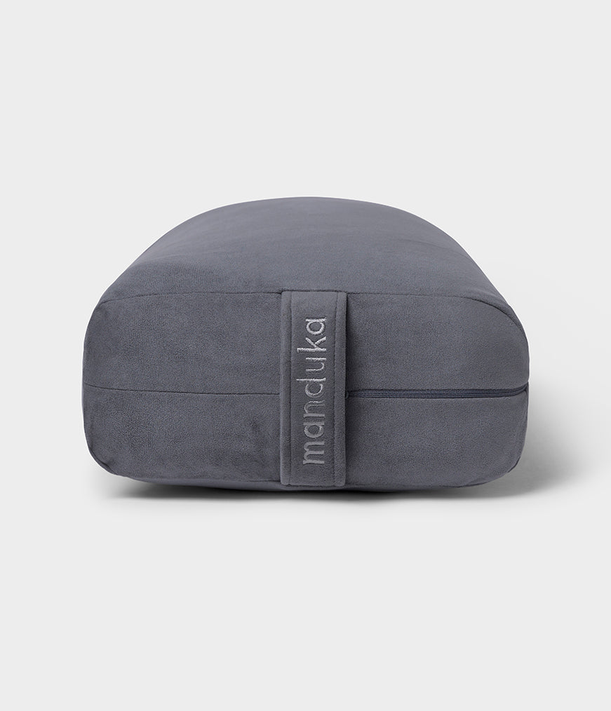 manduka-equa-rectangular-bolster-cuscino-yoga-rettangolare image 2