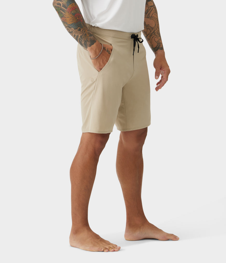 manduka-cntr-shorts-uomo-pantaloncini-yoga-in-poliestere-riciclato image 4