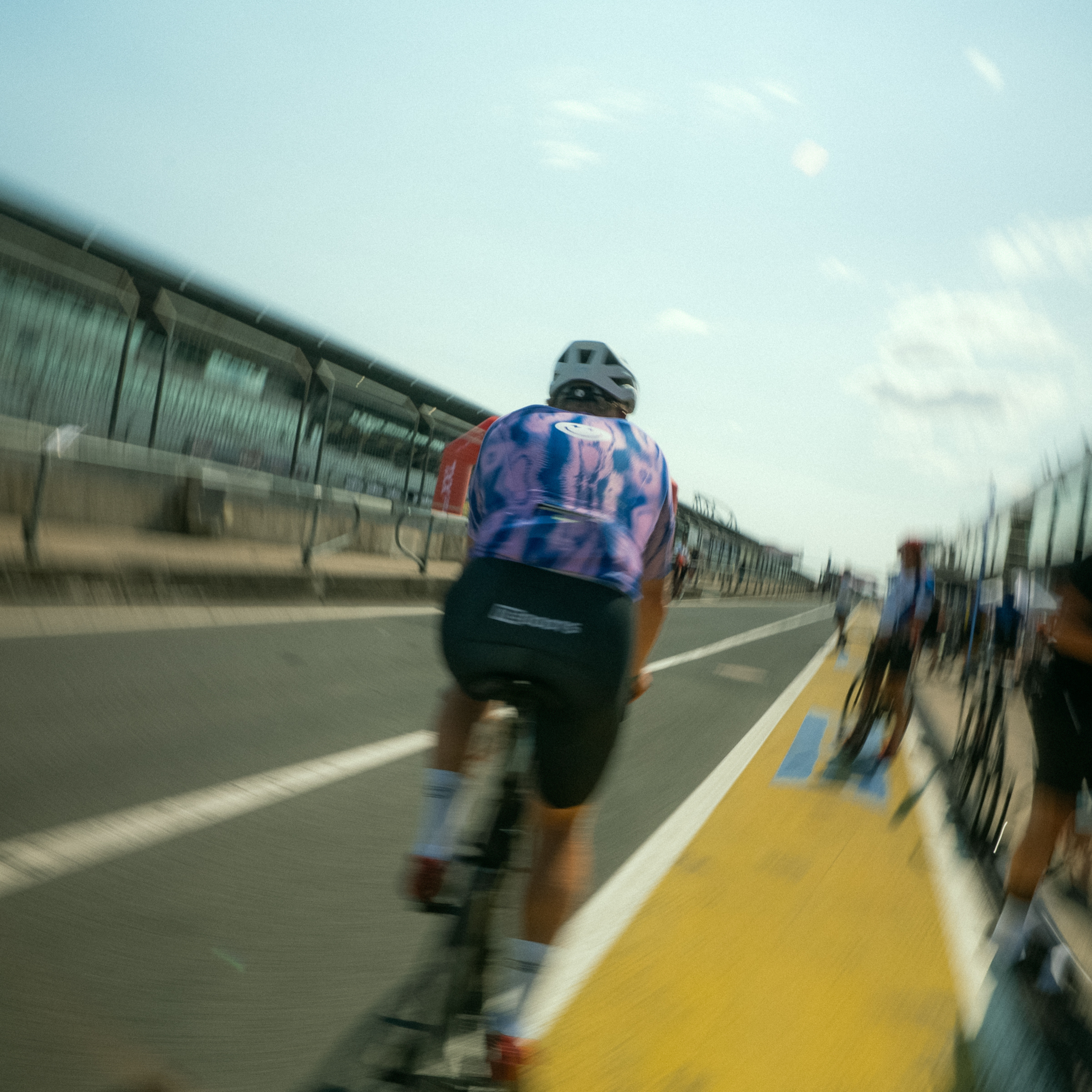 reboots-cycling-bib-move-and-rise-uomo image 3