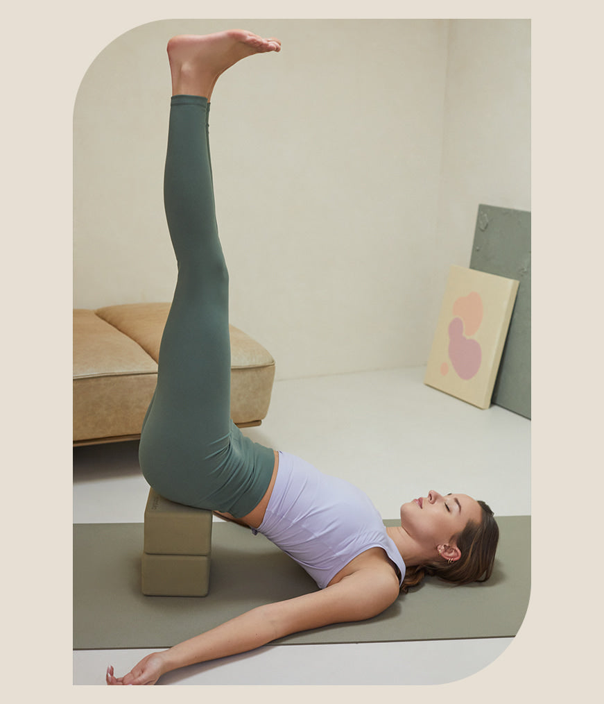 manduka-blocco-yoga-in-schiuma-riciclata-eva image 7