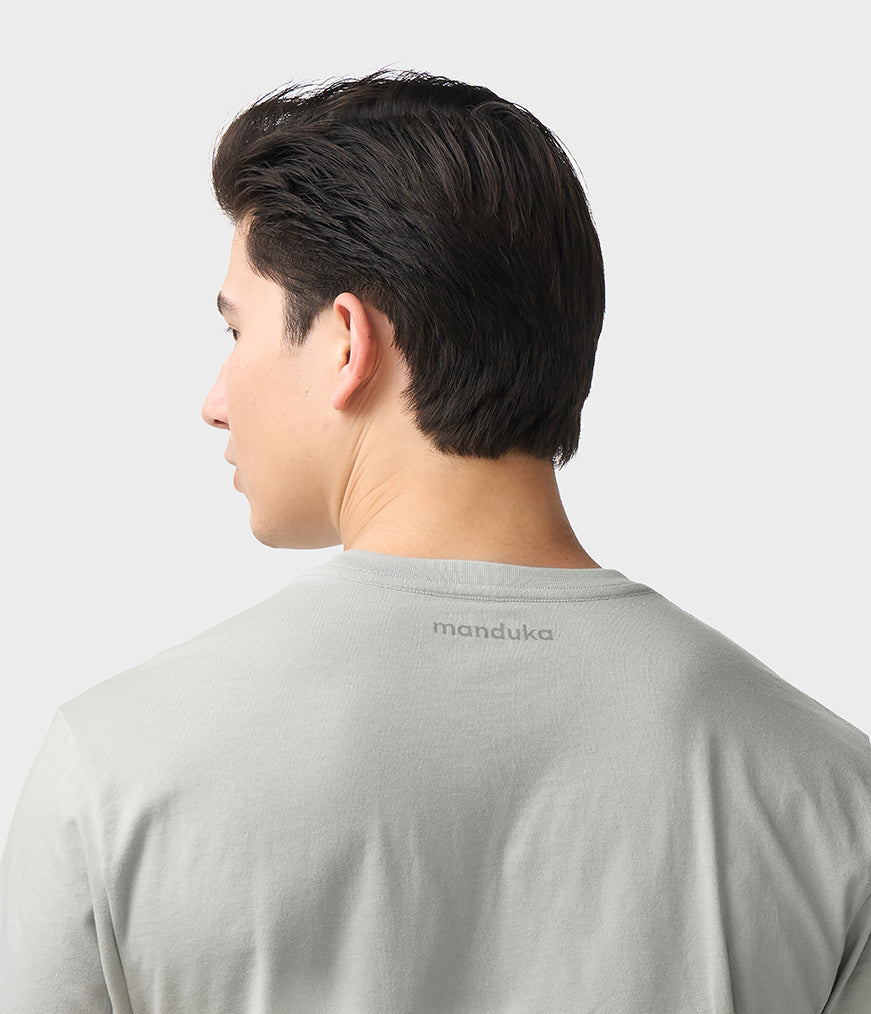 manduka-tadasana-maglietta-uomo-cotone-organico image 4
