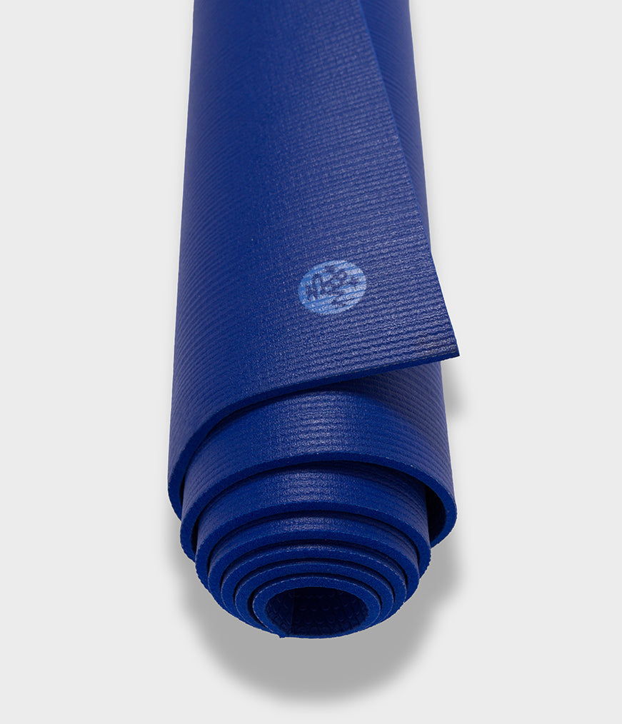 manduka-almost-perfect-tappetino-yoga-pro-6mm image 8