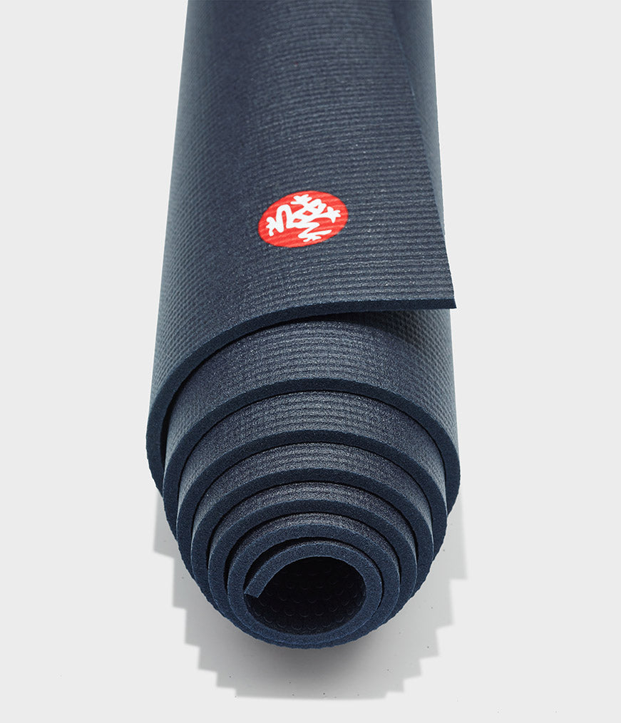 manduka-pro-tappetino-da-yoga-6mm image 7